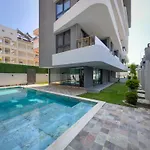Qoople Litus Seaside View On Kleopatra Apartamento