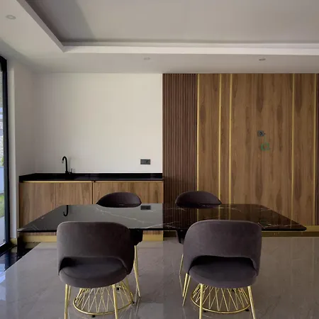 Qoople Litus Seaside View On Kleopatra Alanya