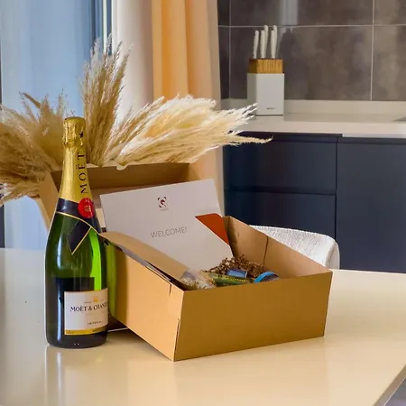 Qoople Litus Seaside View On Kleopatra Appartamento *