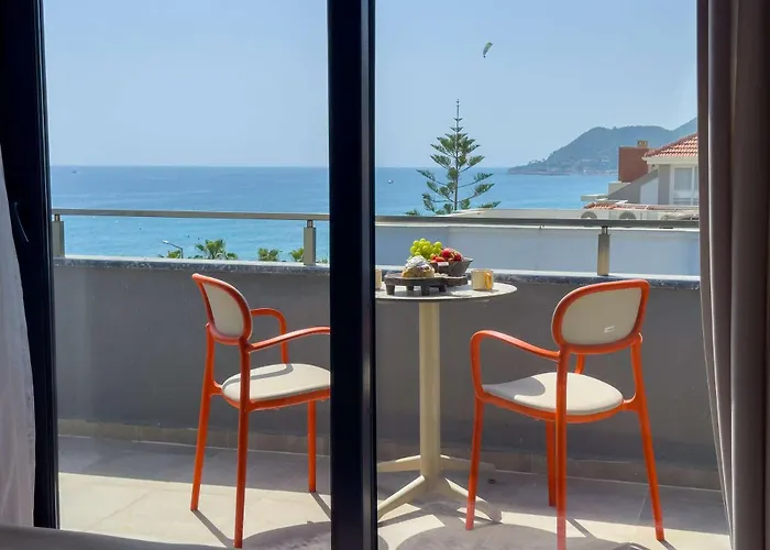 Qoople Litus Seaside View On Kleopatra